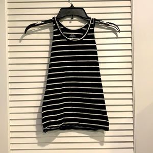 Black and white tank top from old navy